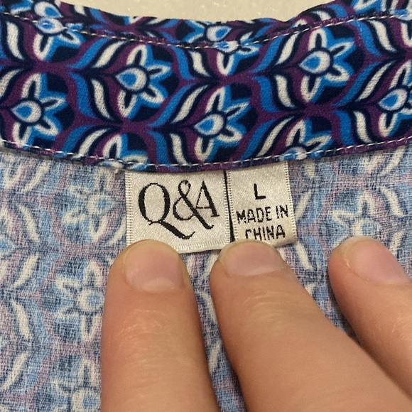 Q&A Q & A Clothing Maxi Dress Blue Floral Snap Button Beautiful Ruffle Hem Sz L - Picture 2 of 4